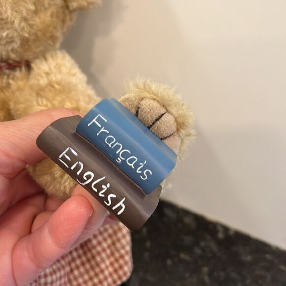 Avon Canada Bear Jointed Girl English French Books. Size 12”. Fully Jointed💕 - Picture 4 of 10